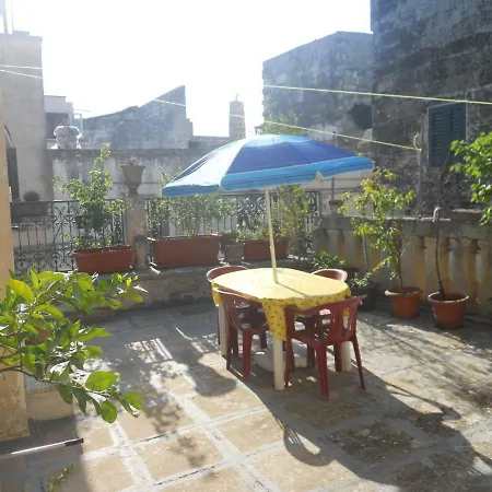 Feriehus Casa Antica Scorrano (Apulia)